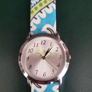NIB Vera Bradley 32mm Watch Bermuda Blue Floral Band‎ Silver Tone Fresh Battery